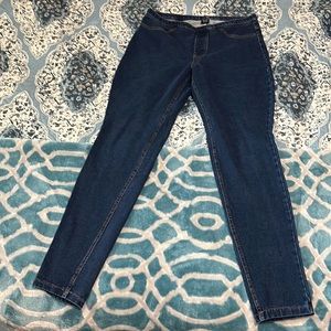 HUE Jeggings- Size Medium Blue